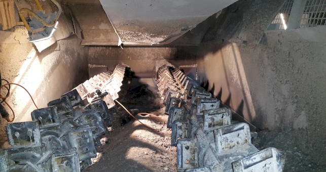 Installation and dismantling of concrete equipment